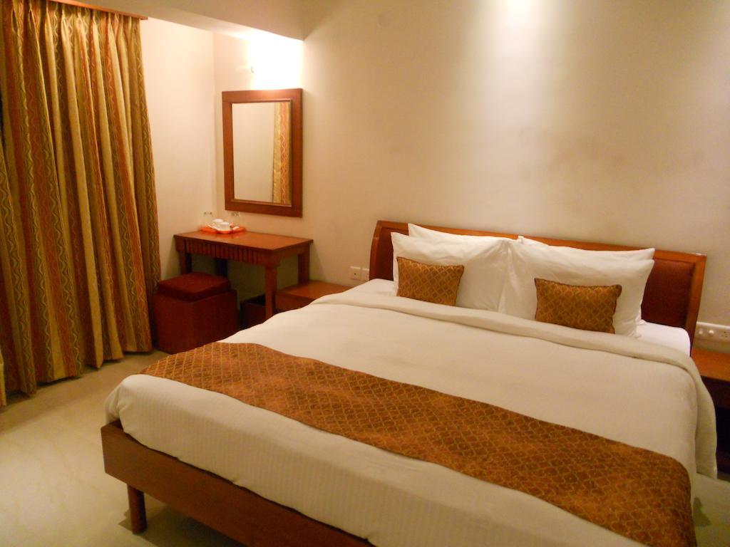 Prayag Aristro Club Kolkata Phòng bức ảnh