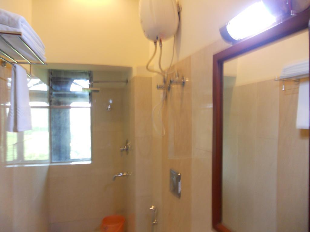 Prayag Aristro Club Kolkata Phòng bức ảnh
